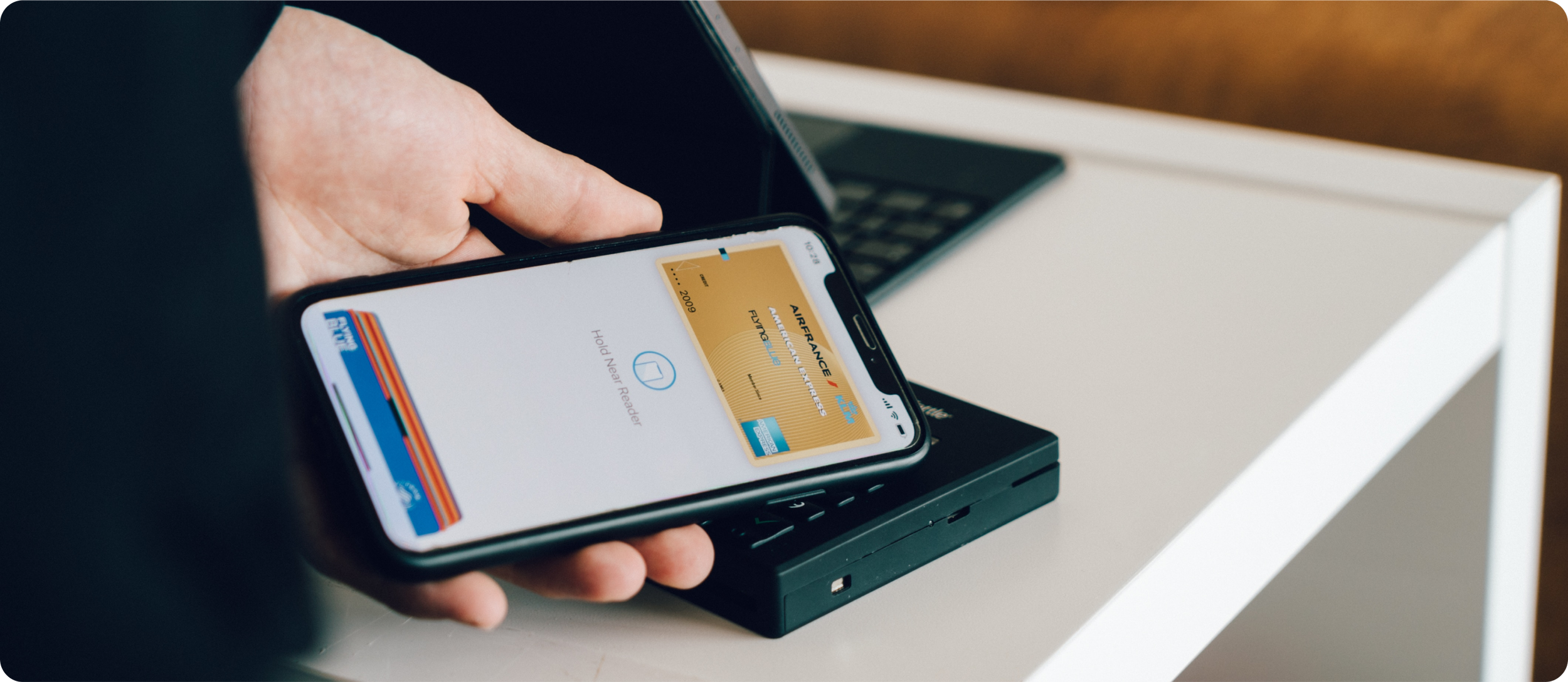 Fueled by impeccable customer service and customer-friendly policies, American Express has built an army of loyal brand advocates sing Amex’s praises, and in doing so, encourage others to switch to Amex.